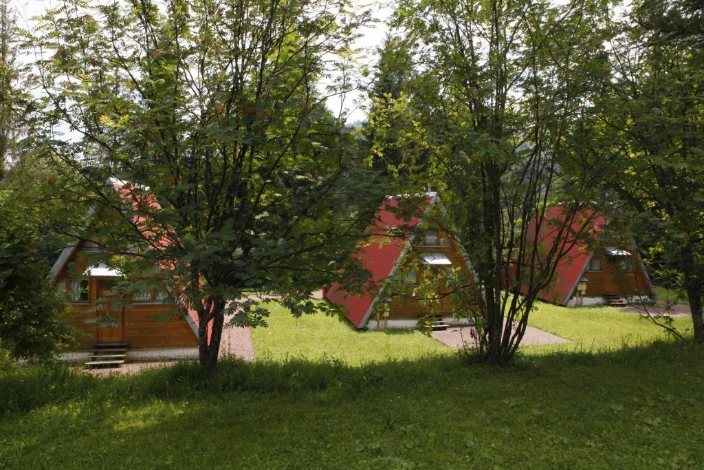 Perelka Natura Tour Hotel Cisna Exterior photo